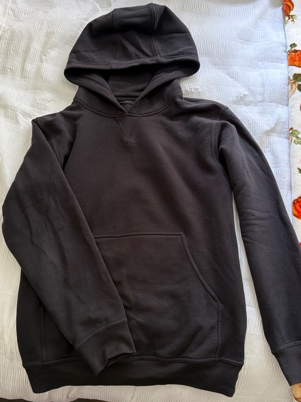 Women’s Lululemon Black Pullover Hoodie Sweatshirt